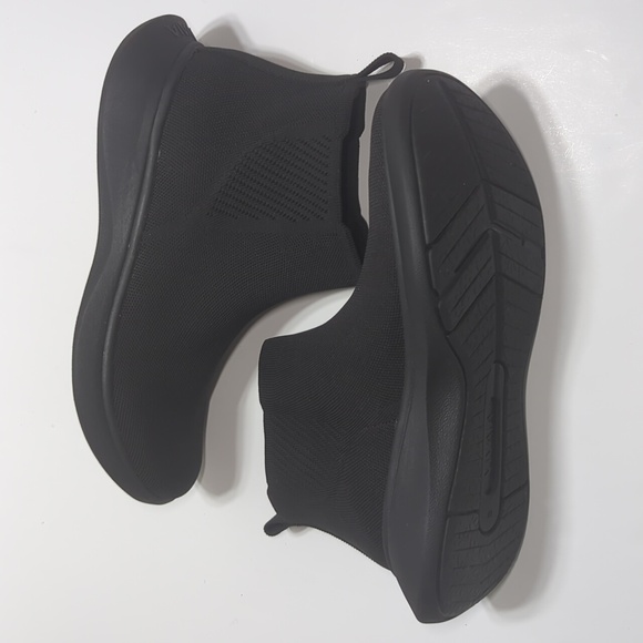 Vivaia Pull On Black Sneaker Boots Size EU 41 - US 9.5 - Picture 8 of 15